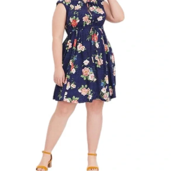 Torrid Navy Blue challis tie front skater dress size 1-1X/14-16 - Picture 6 of 12